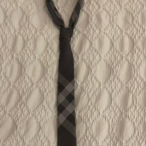 Burberry boys tie